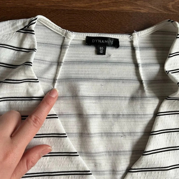 🤍 Dynamite Striped Button-Up Cardigan Top – Tailored Fit - Picture 3 of 8